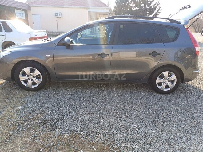 Hyundai i30 2009, 180,000 km - 1.4 l - Ağcabədi