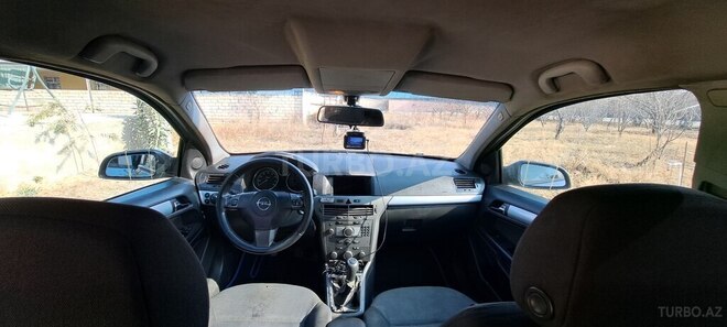 Opel Astra 2005, 153,000 km - 1.4 l - Qazax