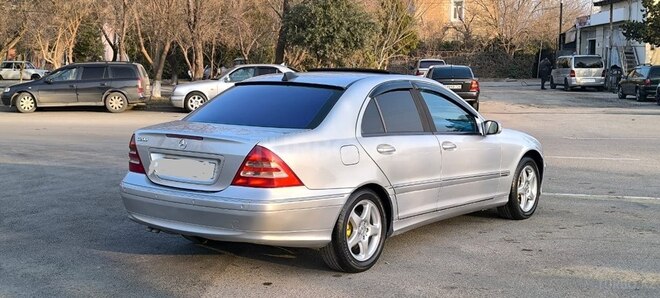 Mercedes C 200 2000, 265,166 km - 2.0 л - Sumqayıt