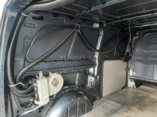 Mercedes Vito 116 2017, 320,000 km - 2.2 l - Gəncə