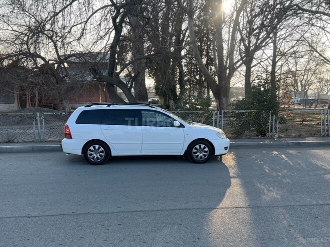 Toyota Corolla 2006, 269,000 km - 1.4 л - Şəmkir