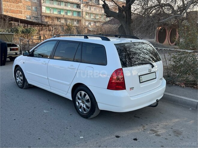 Toyota Corolla 2006, 269,000 km - 1.4 л - Şəmkir