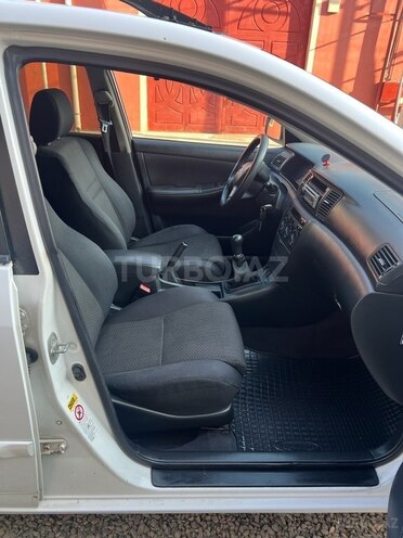 Toyota Corolla 2006, 269,000 km - 1.4 л - Şəmkir