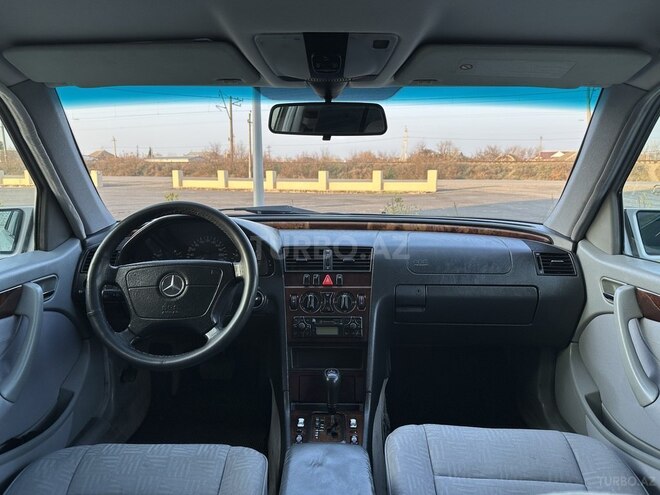 Mercedes C 200 1999, 234,506 km - 2.0 l - Bakı