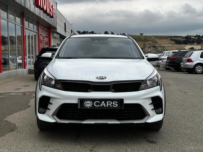 Kia Rio X-Line-2