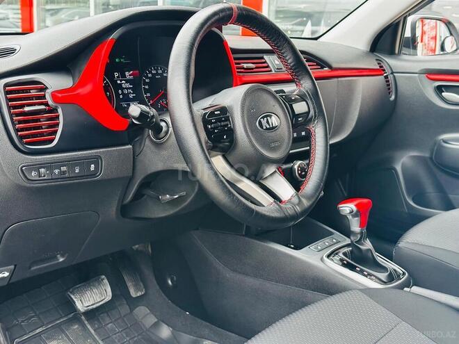 Kia Rio X-Line-15