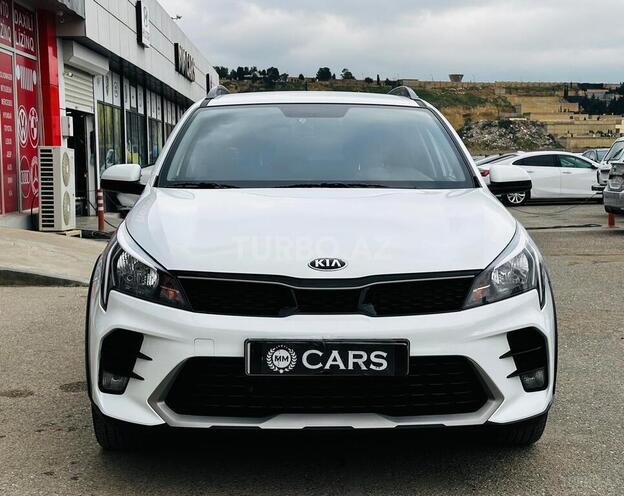 Kia Rio X-Line-1