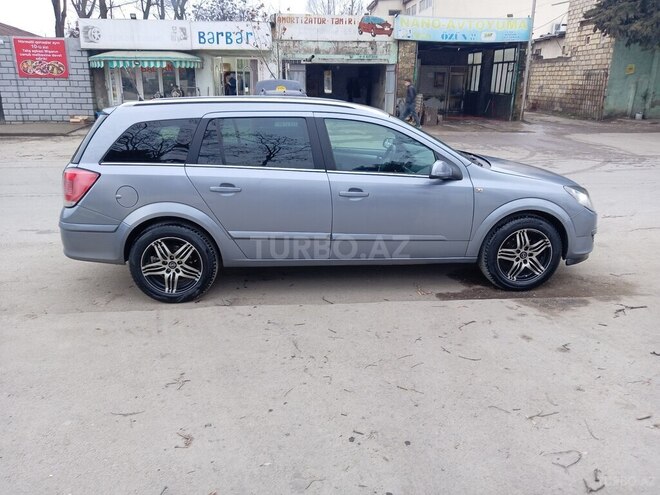 Opel Astra 2005, 279,781 km - 1.4 l - Quba