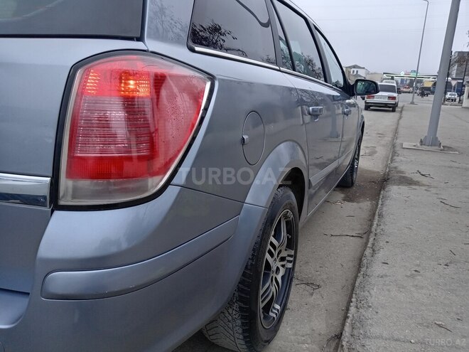 Opel Astra 2005, 279,781 km - 1.4 l - Quba