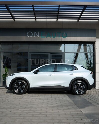 Changan Deepal S05-4