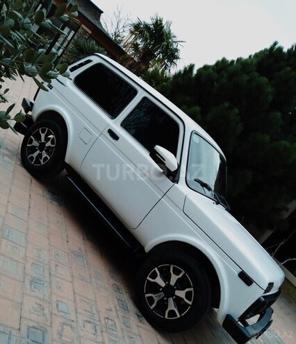 LADA (VAZ) Niva 2003, 246,000 km - 1.7 l - Bakı