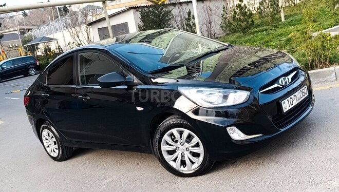 Hyundai Accent 2013, 175,000 km - 1.4 l - Bakı