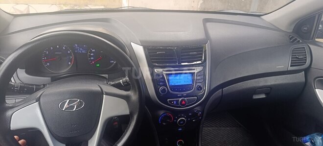 Hyundai Accent 2013, 175,000 km - 1.4 l - Bakı