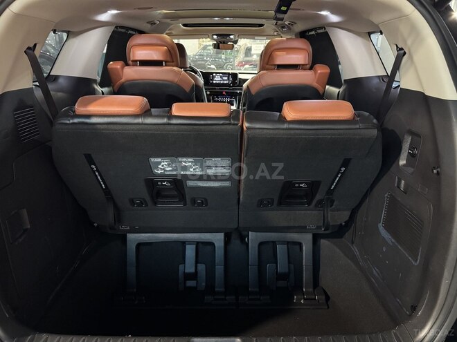 Kia Carnival-17