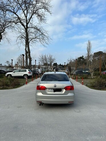 Volkswagen Jetta 2011, 199,000 km - 2.5 l - Bakı