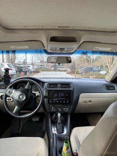 Volkswagen Jetta 2011, 199,000 km - 2.5 l - Bakı