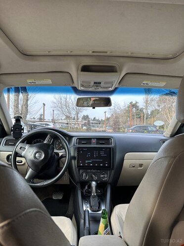 Volkswagen Jetta 2011, 199,000 km - 2.5 l - Bakı
