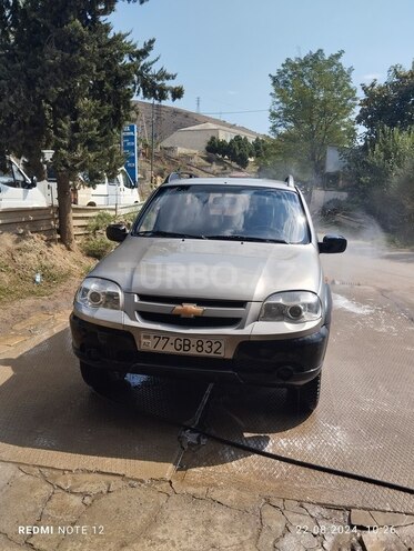 Chevrolet Niva 2011, 212,000 km - 1.7 l - Yardımlı
