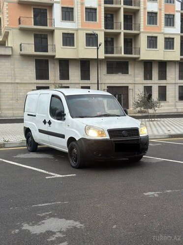 Fiat Doblo 2010, 198,000 km - 1.3 л - Bakı