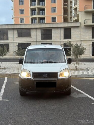 Fiat Doblo 2010, 198,000 km - 1.3 л - Bakı