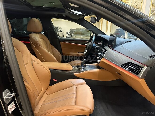 BMW 520-12