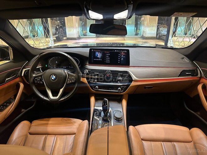 BMW 520-9