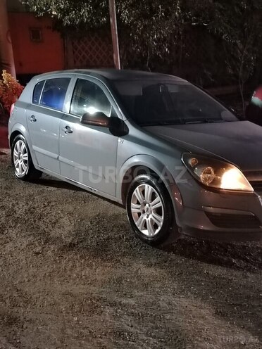 Opel Astra 2005, 228,000 km - 1.3 l - Bakı