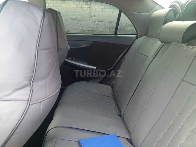 Toyota Corolla 2011, 110,000 km - 1.8 l - Quba