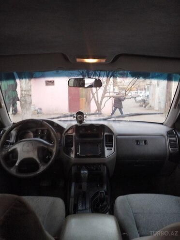 Mitsubishi Pajero 2001, 233,000 km - 3.0 l - Sumqayıt