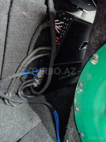 Toyota Corolla 2011, 110,000 km - 1.8 l - Quba