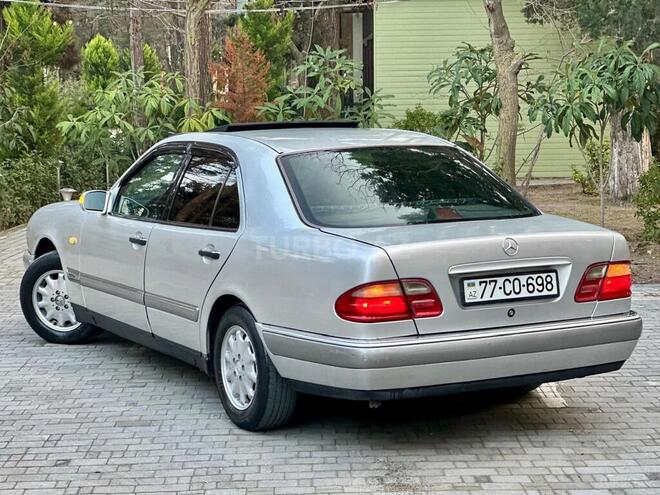 Mercedes E 230 1996, 334,000 km - 2.3 л - Sumqayıt