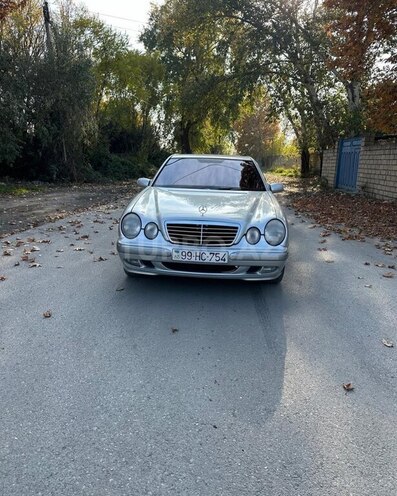 Mercedes E 220 d 2000, 396,852 km - 2.2 l - Beyləqan