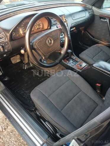 Mercedes C 220 1996, 220,000 km - 2.2 l - Mingəçevir