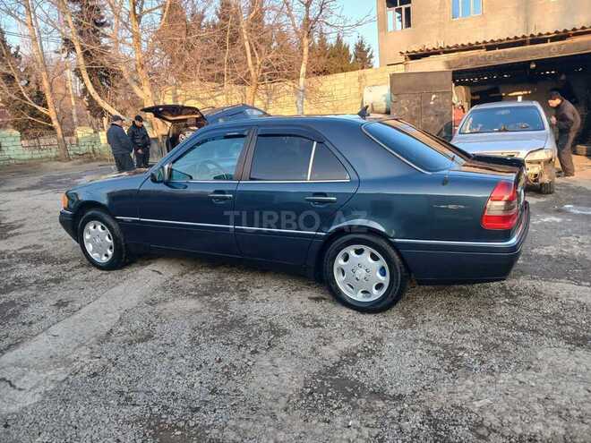 Mercedes C 220 1996, 220,000 km - 2.2 l - Mingəçevir