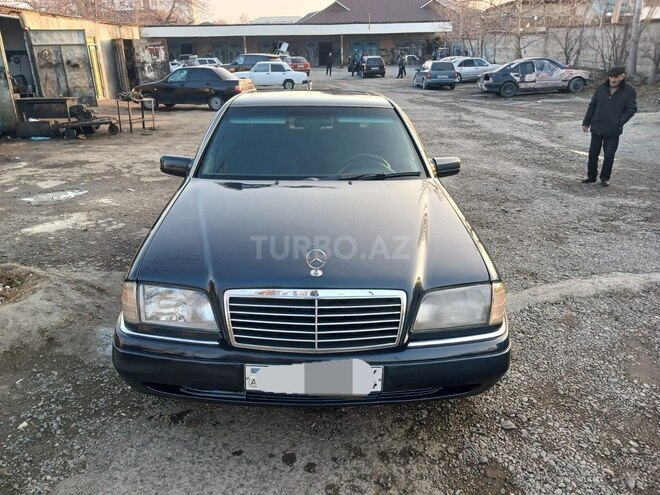 Mercedes C 220 1996, 220,000 km - 2.2 l - Mingəçevir