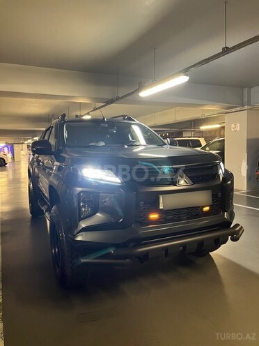Mitsubishi L200 2021, 60,000 km - 2.4 л - Bakı