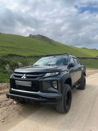 Mitsubishi L200 2021, 60,000 km - 2.4 л - Bakı