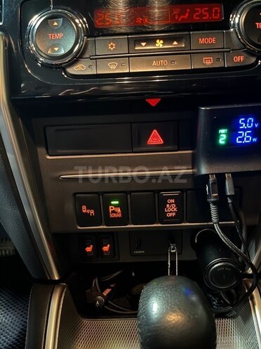 Mitsubishi L200 2021, 60,000 km - 2.4 л - Bakı