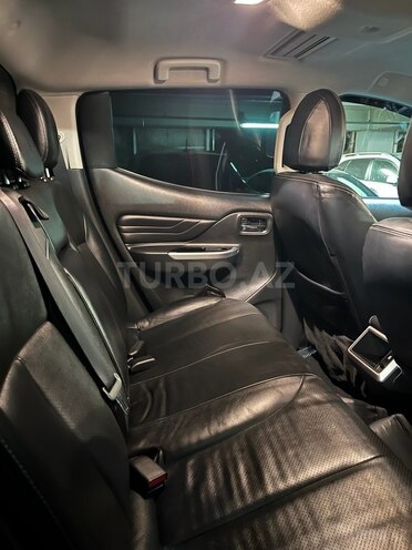 Mitsubishi L200 2021, 60,000 km - 2.4 л - Bakı
