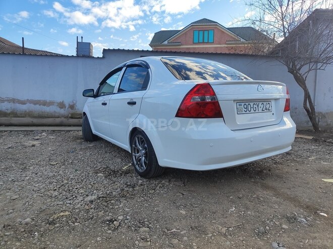 Chevrolet Aveo-2