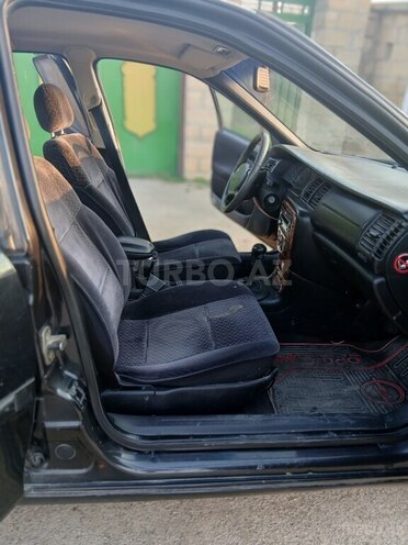 Opel Vectra 1997, 300,000 km - 1.8 l - Beyləqan