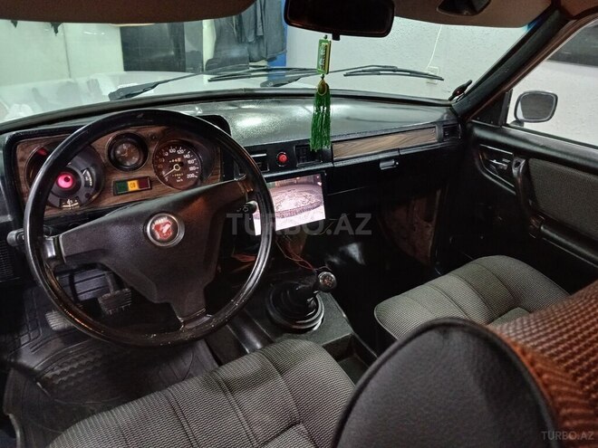 GAZ 24 1976, 17,862 km - 2.4 l - Bakı