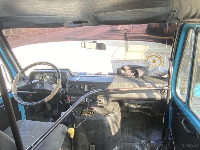 Mercedes 208 D 1994, 123,000 km - 2.3 l - Qəbələ