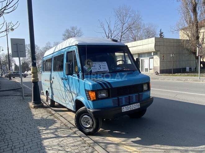 Mercedes 208 D 1994, 123,000 km - 2.3 l - Qəbələ