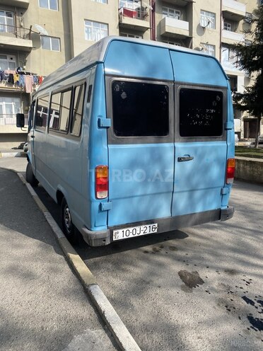 Mercedes 208 D 1994, 123,000 km - 2.3 l - Qəbələ