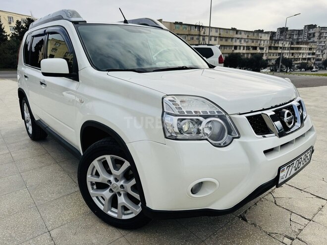 Nissan X-Trail 2015, 138,000 km - 2.5 л - Bakı