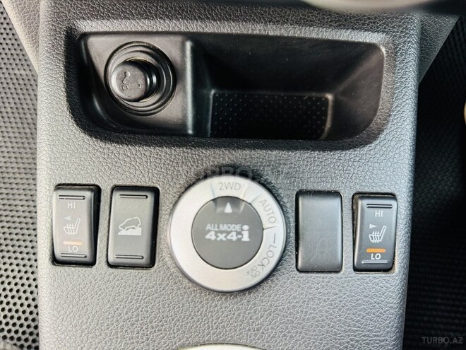 Nissan X-Trail 2015, 138,000 km - 2.5 л - Bakı