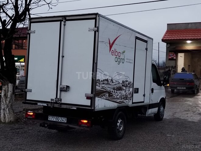 Ford Transit 2008, 290,000 km - 2.3 л - Quba