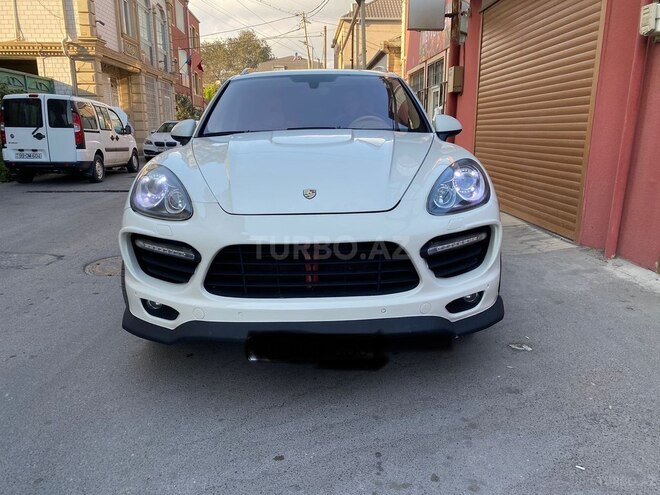 Porsche Cayenne 2011, 201,460 km - 4.8 л - Bakı