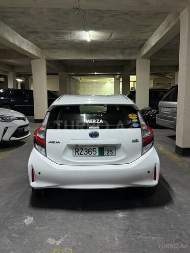 Toyota Aqua 2019, 98,000 km - 1.5 l - Bakı